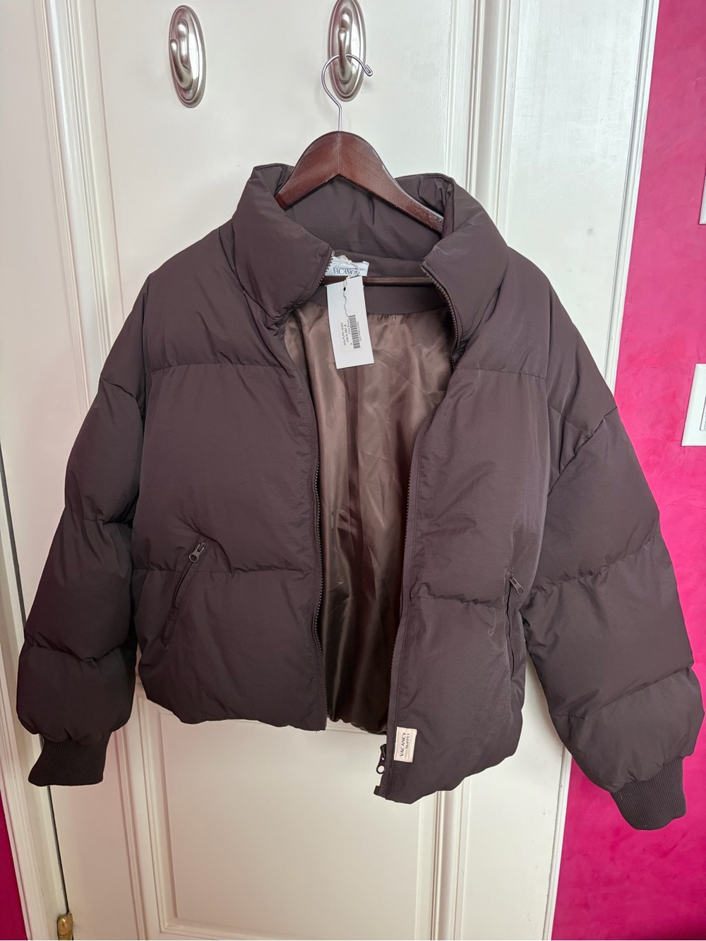 Cropped Brown Puffer Jacket with High Collar - Women